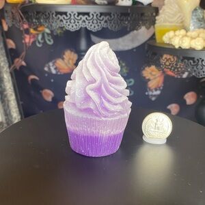 Luminous Glow Stone Cupcake 🧁